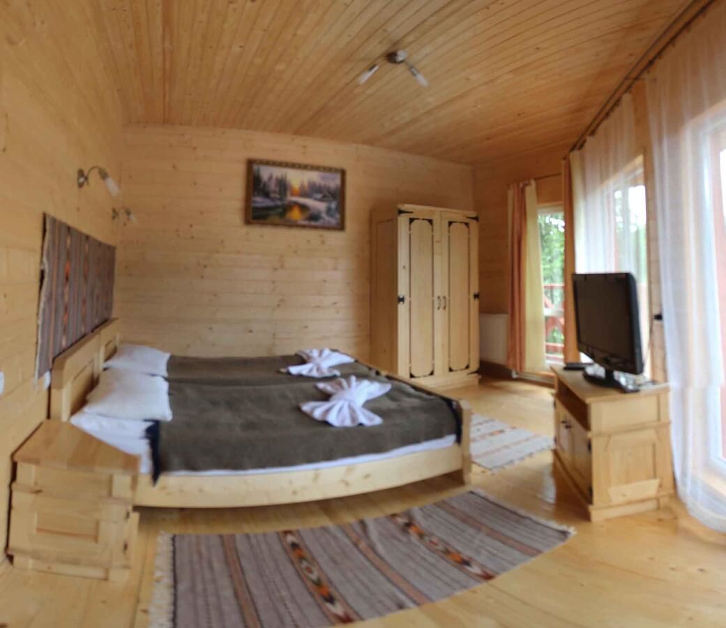 Дома для отпуска Під каштаном Ворохта-8